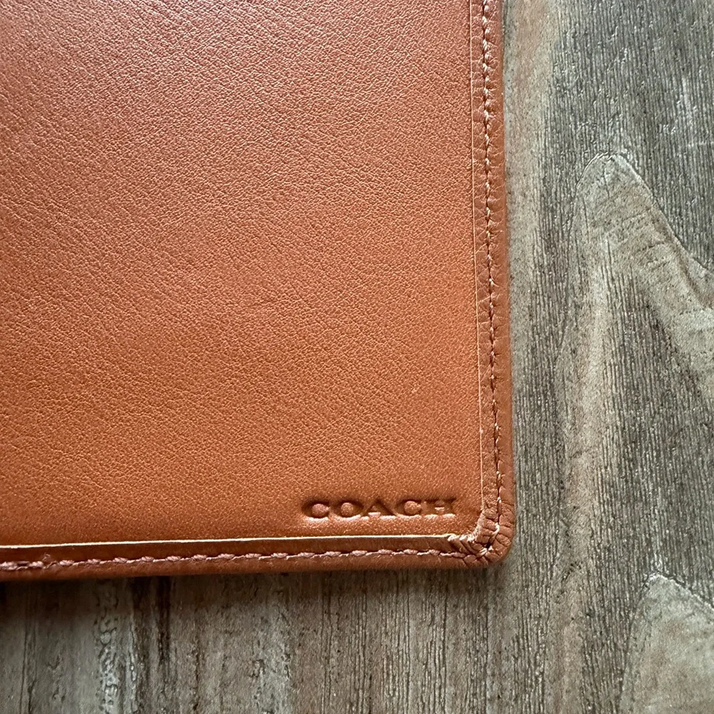 COACH Men's Leather Passport Holder in Tan Brown